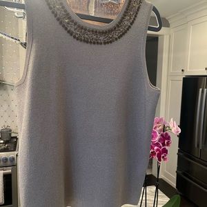 Bianca Nygard gold knit holiday shell with beading size large holiday wear